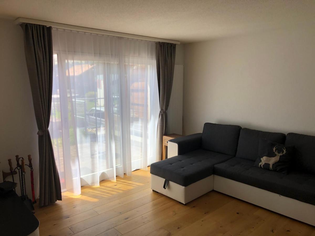 Renovated 3 Rooms Apartment In Ruschein Near Laax Zewnętrze zdjęcie